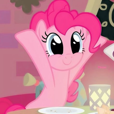 Mlp Pfps, Pie Drawing, Mlp Fluttershy, Pink Pie, Mlp Icons, Coquette Icon, Doll Angel, Magical Girl Aesthetic, Pfp Discord