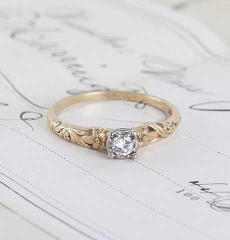 1940s vintage engagement ring Vintage Engagement Rings Simple, Engagement Ring Inspiration, Vintage Engagement Rings Unique, Simple Engagement Rings, Wedding Rings Unique, Vintage Engagement, Jewelry Wedding, Rings Simple, Ring Vintage