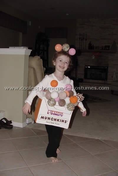 Donut Costumes                                                                                                                                                                                 More Dunkin Donuts Costume, Donut Halloween Costume, Donut Halloween, Munchkin Costume, Donut Costume, Cupcake Costume, Twin Costumes, Awesome Costumes, Cow Costume