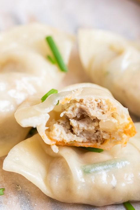 chicken dumpling close up photo, How to make chicken dumplings recipe How To Make Chicken Dumplings, Dumpling Stuffing Recipes, Chicken Momos Recipe Step By Step, Stuffed Dumplings Recipe, Dumplings Recipe Chicken, Easy Chicken Dumplings Recipe, Momos Chicken, Keto Chart, Chicken Momo Recipe