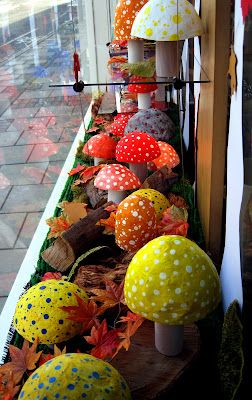 Snow in a Teapot: Design Blog: Mushrooms Mushroom Display Ideas, Mushroom Window Display, Back To School Window Display Retail, Christmas Window Displays Retail Store Fronts, Jesenske Dekoracije, Autumn Window Display Retail, Fall Store Window Displays, Christmas Window Display Retail, Back To School Window Display