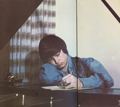 Brian Wilson 60s, Beach Boys, Pet Sounds, Mike Love, Boys Posters, King Crimson, Brian Wilson, Star Photography, The Beach Boys