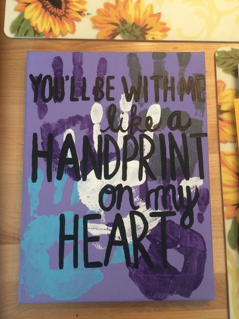 Friends Handprint Canvas, Handprint On Canvas Friends, Hand Print Canvas Ideas For Friends, Best Friend Painting Ideas Hand Print, I Love You Canvas Painting For Him, Canvas Hand Print Ideas Best Friends, Hand Print Painting Ideas Best Friends, Sibling Painting Ideas, Best Friend Art Canvases