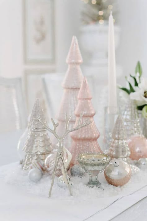 Pink And White Christmas, Holiday House Tours, Rose Gold Christmas, Pink Xmas, Pink Christmas Decorations, Pink Holiday, Fun Christmas Decorations, White Christmas Decor, Christmas Bedroom