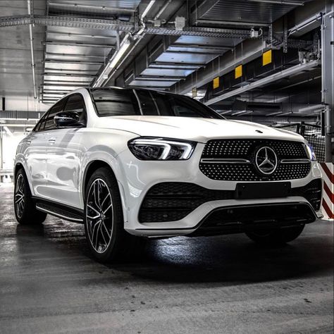 Mercedes Benz Gle 63 Amg White, Mecerdes Benz Suv, Mercadies Benz Cars, White Suv Luxury, White Mercedes Benz Suv, White Suv Aesthetic, White Mercedes Benz Aesthetic, White Mercedes Aesthetic, White Mercedes Suv