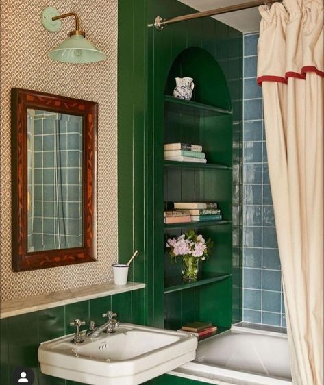 Ivy League Interior Design, Mad About The House, Barbie Dreamhouse, Inspiring Interiors, Pedestal Sink, Upstairs Bathrooms, Bathroom Inspo, Green Bathroom, Bathroom Renos