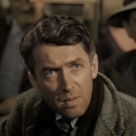 James Stewart as George Bailey #itsawonderfullife #classicfilm Jimmy Stewart Its A Wonderful Life, James Stewart Vertigo, Actor Aesthetic, George Bailey, Old Hollywood Actors, It’s A Wonderful Life, Jimmy Stewart, Hollywood Story, Portrait Reference