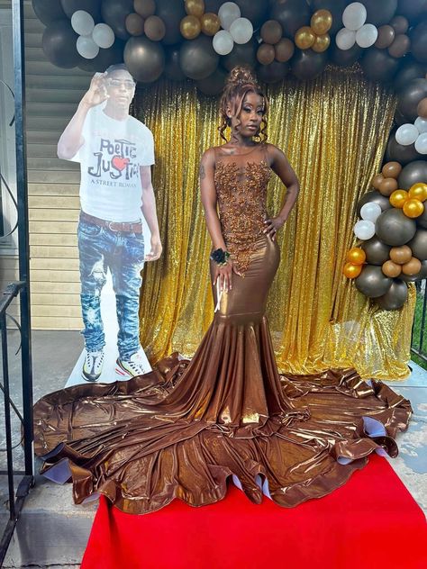 Brown Dress For Prom, Brown Gold Prom Dress, Chocolate Prom Dress, Braid Trends 2023, Gold Prom Couple Outfit, Gold Prom Looks, Brown Prom Dress Couple, Chocolate Brown Prom Dress, Brown And Gold Prom Dress