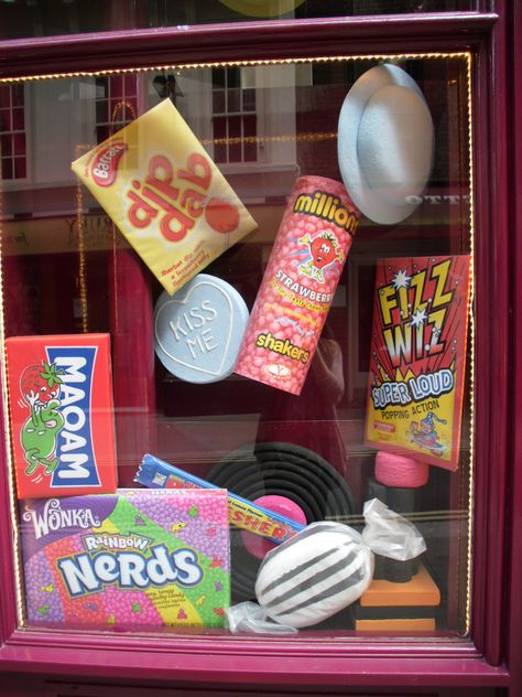 Sweet shop window display, London Sweet Window Display, Sweet Shop Display Ideas, Candy Store Window Display, Candy Shop Window Display, Sweet Shop Window Display, Food Window Display, Retro Window Display, Candy Window Display, Ambient Ads