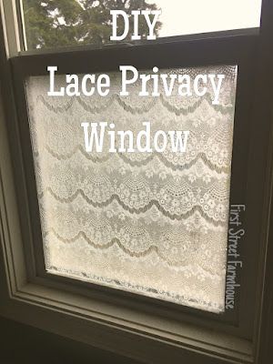 Lace Window Screen Diy, Window Lace Cornstarch, Curtains That Let Light Through, Lace On Windows With Cornstarch, Bedroom Window Privacy Ideas, Lace Window Curtains, Bathroom Window Ideas Privacy, Frosted Window Diy, Diy Privacy Window