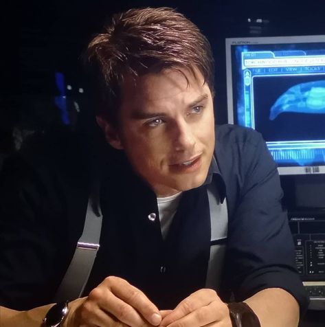 Captain Jack Dr Who, Doctor Who Captain Jack Harkness, Captain Jack Harkness Icon, Doctor Who Jack Harkness, Jack Harkness Icon, Captain Jack Harkness, Jack Harkness, Callum Turner, John Barrowman