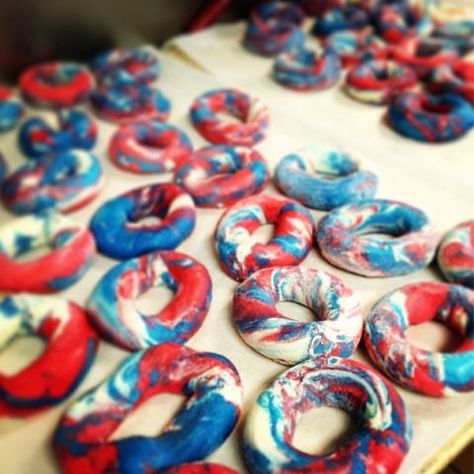 Red, White, and Blue bagels from Brueggers - July 3 and 4 only! Blueberry Bagels Toppings, Einstein Bagels Sandwiches, Best Bagels In Montreal, Whole Wheat Blueberry Bagels, New York Bagels, Bagel Shop, Canada Day, July 3, Bagels