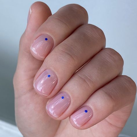 Dots manicure Manicure With Dots Simple, Short Nails Dot Design, Dots Nails Minimalist, Single Dot Nail Art, One Dot Nail Art, Simple Dot Design Nails, Cuticle Dot Nails, Short Nail Designs Dots, Transparent Nails Design Short