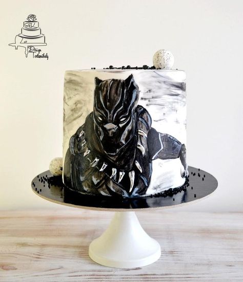 Black Panther Cake Ideas, Black Panther Cupcakes, Black Panther Birthday Cake, Wakanda Party, Black Panther Cake, Panthers Cake, Black Panther Birthday, Birthday Cake For Him, Superhero Cake