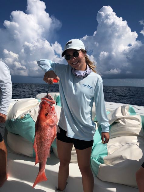 #offshore #redsnapper #fishing #boatday Fishing Womens Fashion, Offshore Fishing Outfit Women, Boat Fishing Aesthetic, Fishing Aesthetic Outfit, Fishing Outfits For Women Summer, Womens Fishing Outfit, Deep Sea Fishing Outfit Women, Fishing Hairstyles, Cute Fishing Outfit For Women