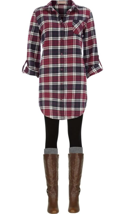 Long plaid boyfriend shirt, leggings, boot socks Outfits Mit Leggings, Minimalisticky Chic, Socks And Boots, How To Wear Leggings, Stich Fix, Legging Outfits, Mode Casual, Boyfriend Shirt, Stitch Fix Inspiration