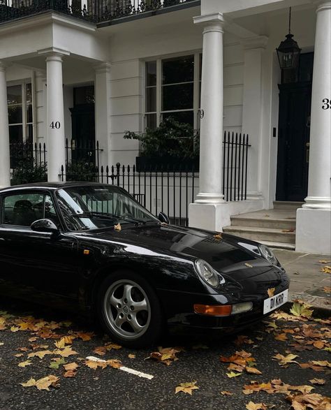 Sr Y Sra Smith, London Vibes, Magnolia Park, Kensington And Chelsea, London Lifestyle, Autumn In New York, London Aesthetic, Porsche Carrera, Rose Rouge