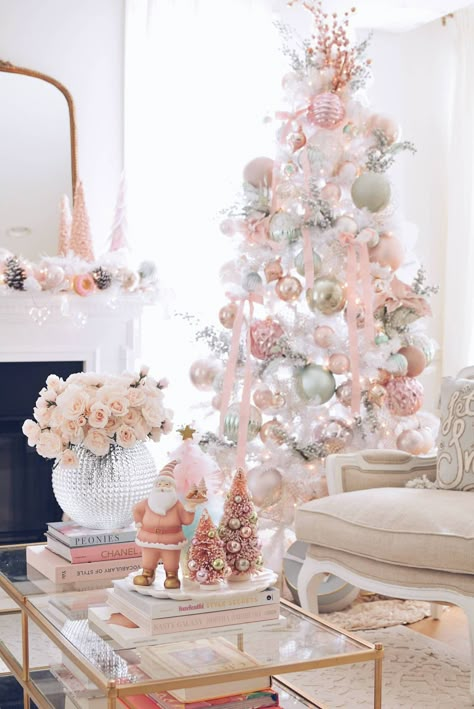 Pink Christmas Bedroom, Pink Christmas Tree Decorations, Different Christmas Trees, Christmas Tree Inspo, Pink Xmas, Elegant Christmas Trees, Pink Ornament, A White Christmas, Pink Christmas Decorations