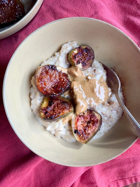 10-Minute Creamy Oatmeal with Sweet Figs and Cinnamon - Christine Byrne Nutrition Fig Oatmeal, Hotel Breakfast Buffet, Fig Season, Creamy Oatmeal, Fresh Figs, Mouth Watering Food, Breakfast Buffet, Breakfast Time, Chopped Pecans