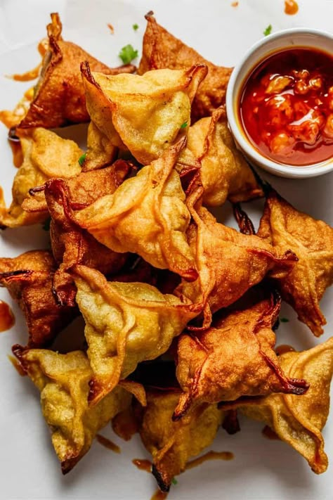 Easy and Simple Air Fryer Wontons Crispy Baked Wontons, Airfryer Wonton Recipes, How To Cook Wontons, Wonton Wrapper Air Fryer Recipes, Air Fry Wonton Recipes, Air Fryer Won Tons, Wonton Chips In Air Fryer, Homemade Wontons Filling, Air Fried Wontons