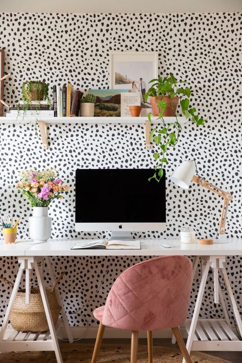 Polka dot wall paper | home office Double Home Office, Shabby Chic Decor Diy, Boho Office, White Desk, Office Makeover, Small Home Office, Style Deco, Home Office Space, Office Room