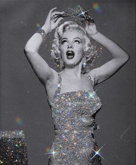 @marilynmonroe - Woman made from diamonds and everything out of light This Is Her Picture, Mean Girl Aesthetic, Pin Up Aesthetic, Vintage Vibes Aesthetic, Shine Aesthetic, Diamonds Aesthetic, Diamond Aesthetic, Aesthetic Models, Arte Glitter