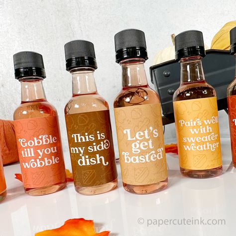 Looking for fun Friendsgiving party ideas? Our mini bottle favors are great as Friendsgiving gifts and double as holiday table decor. Thanksgiving party favors are sure to be a hit with your family and friends. Fill each mini liquor bottle with 1.6 oz with your favorite wine or liquor. There are six different fall colors each with a fun autumn pattern. Six designs that read: This is my side dish, better than a pumpkin spice latte, gobble till you wobble, pairs well with sweater weather, thankful Friends Giving Gifts, Thanksgiving Guest Gifts Party Favors, Thanksgiving Party Gifts, Friendsgiving Goodie Bag Ideas, Friendsgiving Goodie Bags, Friendsgiving Gift Bags, Friendsgiving Party Themes, Friendsgiving Gifts Ideas, Friendsgiving Gift Ideas For Friends