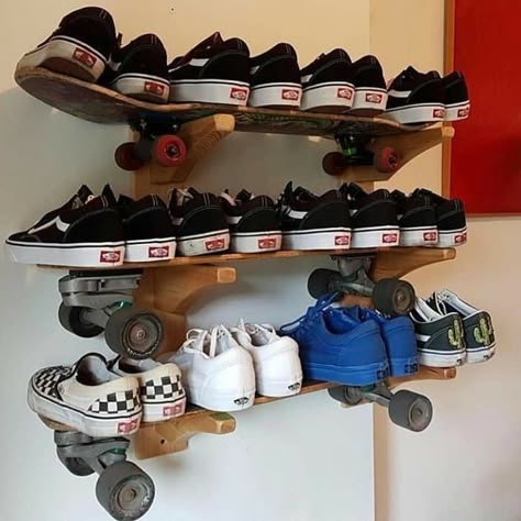 Ikea Deco, Skateboard Room, Skateboard Furniture, Skateboard Rack, Room Deco, Indie Room, Teen Bedroom Decor, Dreamy Room, Room Design Bedroom