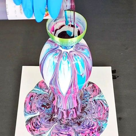 Acrylic Pouring Vase, Paint Pouring On Glass Vase, Acrylic Pour Round Table Top, Paint Pour On Glass Vase, Unicorn Spit On Glass Vase, Mixed Media Girl Acrylic Pour, Acrylic Vase, Acrylic Pouring Techniques, Painted Glasses