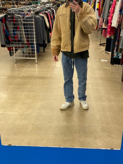 Beige Carhartt Jacket Outfit, Beige Jacket Outfit Men, Carhartt Double Knee Pants Outfit, Granola Boyfriend, Carhartt Vest Outfit Men, Levis Jacket Outfit, Knee Pants Outfit, Carhartt Mens Fashion, Carhartt Brown Jacket