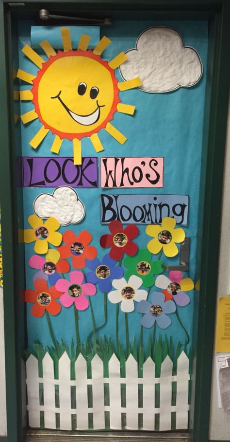 Door decoration for Open House. #schoolcelebration #school #celebration #bulletin #boards Spring Door Decorations, Preschool Door Decorations, Class Door Decorations, Spring Classroom Door, Preschool Door, Teacher Door Decorations, Easter Classroom, Spring Door Decoration, Diy Frühling