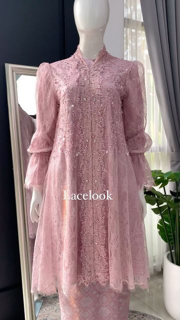 Model Kebaya Brokat Modern Hijab, Kebaya Brokat Modern, Outer Hijab, Lebaran Outfit, Ootd Lebaran, Dress Lebaran, Model Dress Kebaya, Dress Brokat Modern, Dress Muslim Modern