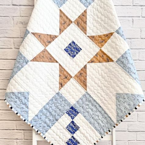 CottonStudio - Etsy Baby Boy Quilts Ideas, Baby Quilt Kit, Sewing Machine Quilting, Modern Baby Quilt, Classic Quilts, Baby Quilt Patterns, Baby Boy Quilts, Quilt Baby, Precut Quilts