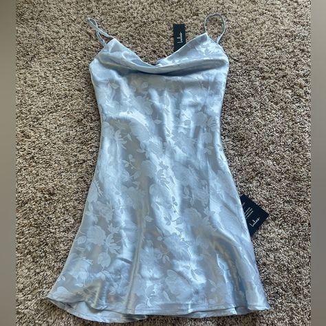 Light Blue Satin. Cowl Neck. Floral Pattern. Never Worn. Light Blue Formal Dresses Short, Romantic Hoco Dresses, Homcom Dress, Light Pink Dress Hoco, Non Basic Hoco Dresses, Periwinkle Hoco Dress, Light Blue Vintage Dress, Hoco Dresses Silk, Hoco Dresses Light Blue