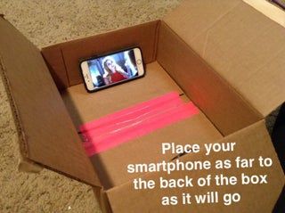 Diy Phone Projector, Diy Movie Projector, Homemade Projector, Iphone Projector, Cheap Hacks, Random Diys, Diy Projector, Phone Projector, Overhead Projector