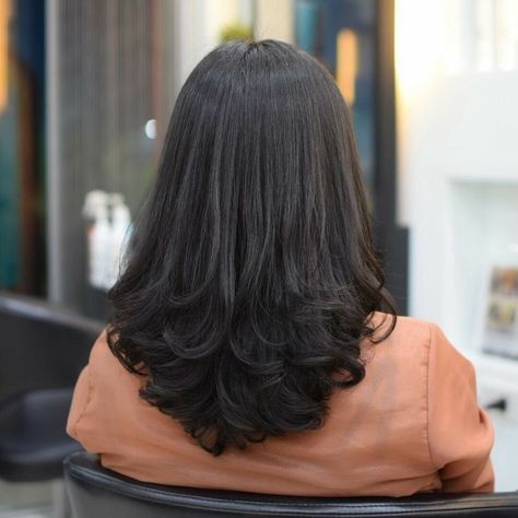 Hairstyle Layer, Hair Color Ideas For Brunettes Short, Indian Hair Cuts, Dyed Hair Ombre, Haircuts For Medium Length Hair, Layered Haircuts For Medium Hair, Haircuts For Medium Hair, Haircuts Straight Hair, Haircuts For Long Hair