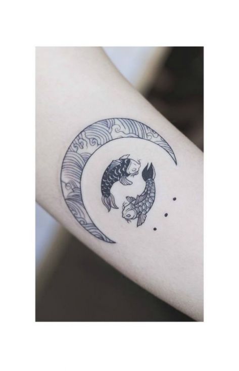 25 Pisces Tattoo Ideas & Fish Tattoos For Pisces Zodiac Signs Pisces Tattoo Designs, Pisces Tattoo, 22 Birthday, Pisces Tattoos, Koi Tattoo, Koi Fish Tattoo, Fish Tattoo, Wrist Tattoo, Piercing Ideas