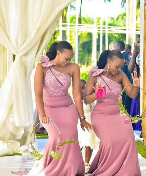 Lace Bridesmaid Dresses Nigerian Wedding, Bridal Maids Dresses Style African, Nigerian Bridesmaid Dresses Lace, African Bridesmaid Dresses Styles, Nigerian Bridesmaid Dresses Traditional, Bridal Maids Dresses Style, Ruracio Outfits For Ladies, Bridesmaid Dresses Nigerian Wedding, African Bridesmaid Dresses Traditional