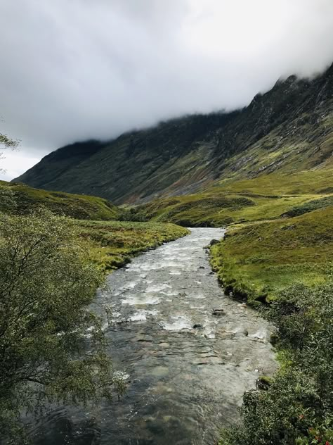 Wild Glencoe Scotland 1600x1200. [oc]  Click the link for this photo in Original Resolution.  If you have Twitter follow twitter.com/lifeporn5 for more cool photos.  Thank you author: https://bit.ly/2J6skxF  Broadcasted to you on Pinterest by pinterest.com/sasha_limm  Have The Nice Life! Rural Scotland, Scotland Nature, Scotland Aesthetic, Glencoe Scotland, Scotland Landscape, Landscape Photography Nature, Scottish Landscape, Scottish Castles, England And Scotland