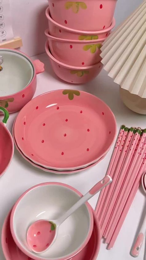 Cute Plate Set, Aesthetic Plates, Kitchen Plates Set, Ceramic Dishes Design, Tableware Ideas, Kitchen Decor Collections, Weird Furniture, Crockery Design, Affordable Kitchen