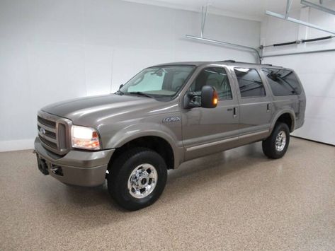 Ford Excursion Interior, Custom Ford Excursion, Ford Excursion Overland, 2008 Ford Expedition, Highway Traffic, 2005 Ford Excursion, Traffic Safety, Ford Excursion, Cruise Control