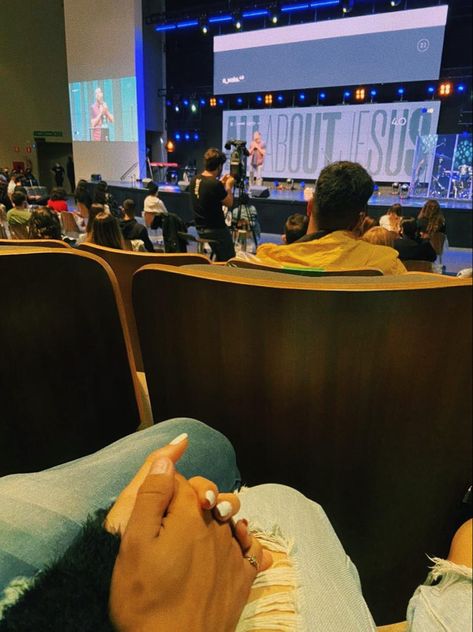 Church Relationship Goals, Church Couple Pictures, Church With Boyfriend, Godly Marriage Aesthetic, Couple At Church, Christian Couple Aesthetic, Church Couple, Church Date, Christ Centered Relationship