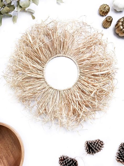 DIY Fall Raffia Wreath - Dwell & Dine Diy Spiderweb, Raffia Wreath, String Crafts, Thanksgiving Diy, Fun Halloween Decor, Head Shop, Cricut Machine, Farmhouse Wreath, Modern Diy