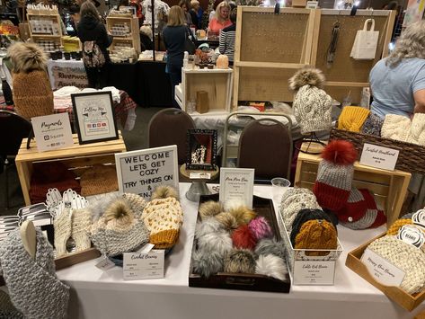 Craft Show: One Table Set Up- Breakdown of everything I use! - Sierra's Crafty Creations How To Display Knitted Items For Sale, One Table Booth Set Up, Crochet Craft Fair Table Set Up, Craft Show Setup, Boutique Tips, Craft Show Table, Merry Christmas Tag, Craft Fair Table, Personalized Candle Favors