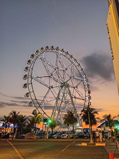 SM Mall of Asia Moa Eye Philippines Cities, Mall Of Asia, Sm Mall Of Asia, Sm Mall, New Photo Download, Amazing Nature Photos, Future Lifestyle, Summer Break, Dream House Exterior