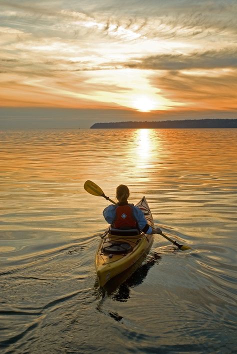 Kayaking Tips, Mavericks Surfing, Kayak Camping, Kayak Adventures, Camping Destinations, Inflatable Kayak, Kayak Tours, Kayak Trip, Formda Kal