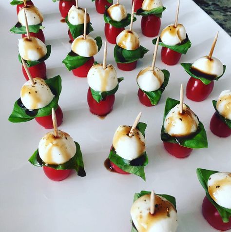 Bocconcini Tomato Basil, Cherry Tomato Caprese Appetizer, Tomatoe Basil Bocconcini Skewers, Appetizer With Mozzarella Balls, Cherry Tomato Skewers, Bridal Shower Skewers, Cherry Tomato Mozzarella Skewers, Tomato Basil Mozzarella Appetizers Balsamic Vinegar, Tomato Bocconcini Skewers