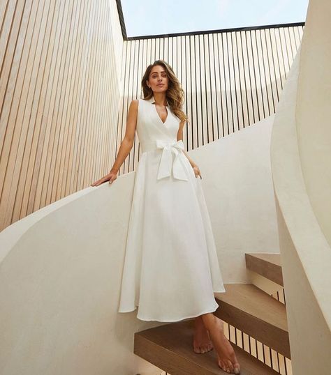 Linen Dresses Elegant, Linen Dress Outfit, Dress Elegant Classy, Lydia Millen, Latest Maxi Dresses, Elegant Summer Dresses, Karen Millen Dress, Maxi Dress Collection, White Linen Dresses