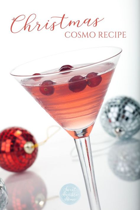 Holiday Cosmopolitan Drink, Christmas Cosmopolitan Holiday Cocktails, Clausmopolitan White, Christmas Martini Holiday Drinks, Holiday Cosmopolitan, Holiday Martinis Christmas, Christmas Cosmo, Christmas Cosmopolitan, Christmas Martinis