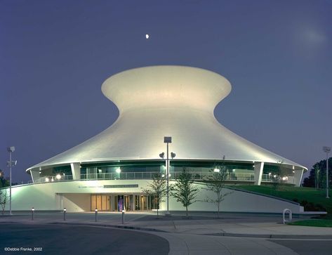 James S. McDonnell Planetarium (Saint Louis) - 2018 All You Need to Know Before You Go (with Photos) - TripAdvisor St Louis Science Center, Image Cover, Building Systems, Science Center, St Louis Missouri, Cloud Gate, Marina Bay Sands, St Louis, Missouri